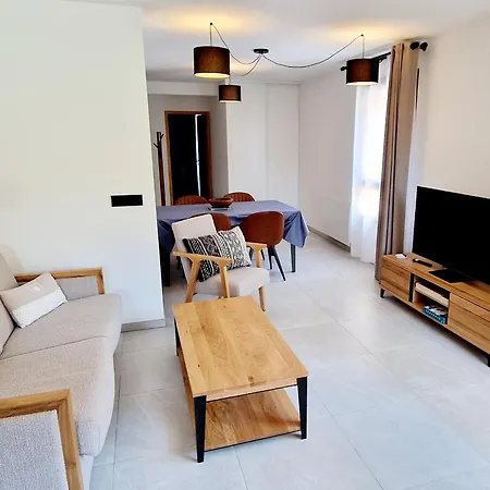 Apartment Cosy 2 Pieces A Plagne Montalbert, Proche Pistes Et Commerces, Avec Garage Et Wifi