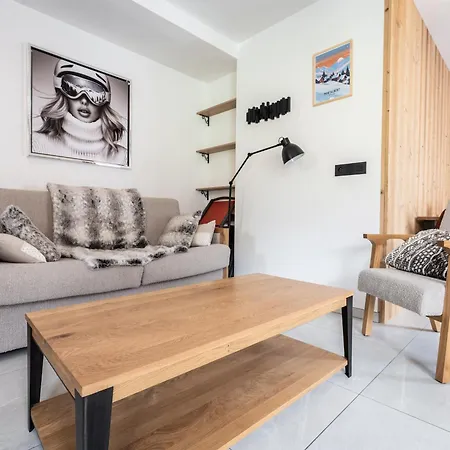 Apartment Cosy 2 Pieces A Plagne Montalbert, Proche Pistes Et Commerces, Avec Garage Et Wifi La Plagne