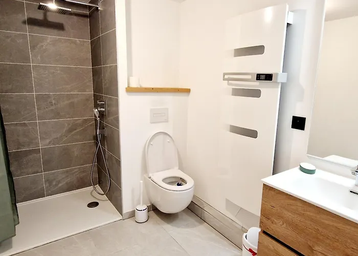 Cosy 2 Pièces à Plagne Montalbert, Proche Pistes Et Commerces, Avec Garage Et Wifi - Fr-1-755-19 * La Plagne